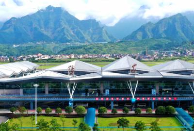 3月30日起！張家界機(jī)場(chǎng)夏秋航班時(shí)刻正式生效！美麗張家界，即將迎來(lái)旺季！